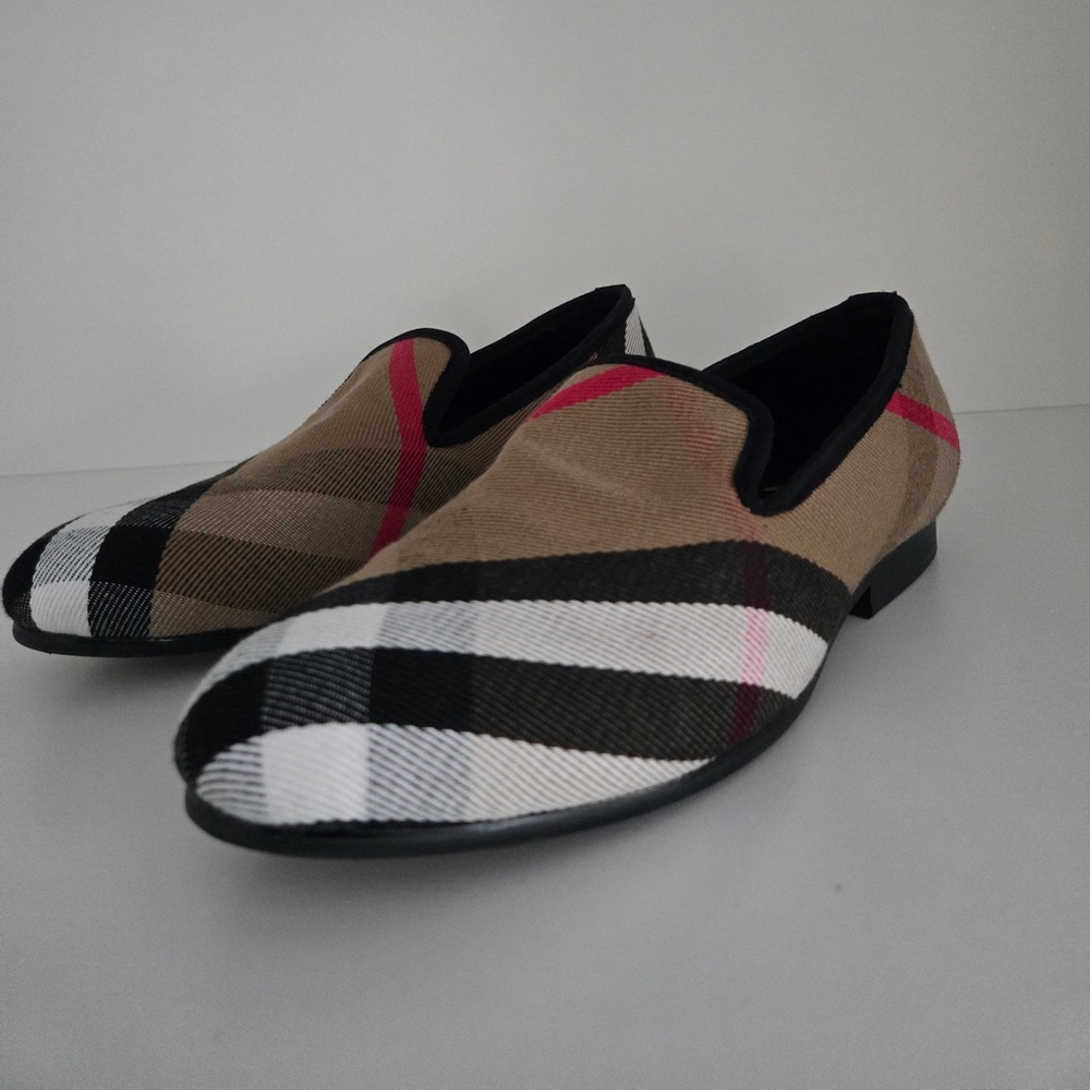 Merlutti Plaid Canvas Slip-On Loafers Size 7 | Classic  Comfort Flats